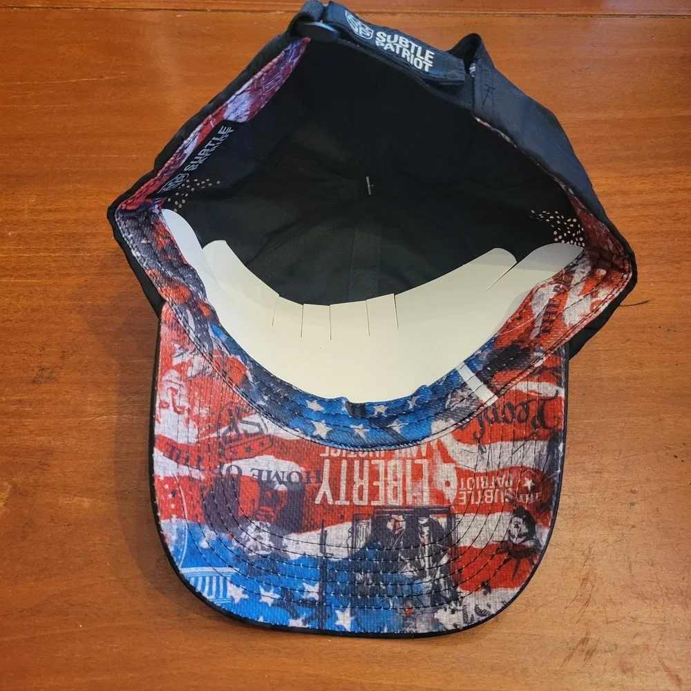 SUBTLE PATRIOT Covert Runner‎ Hat Striped Adjustable Patriotic Unisex NEW